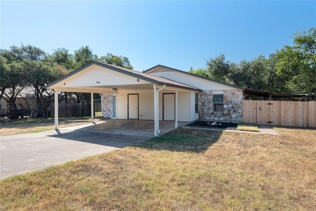 Primary Photo - 800 Osage Dr
