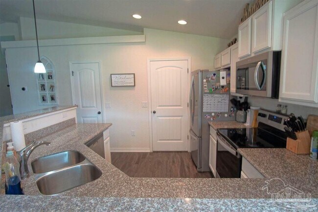 Building Photo - 4410 Thistle Pine Ct