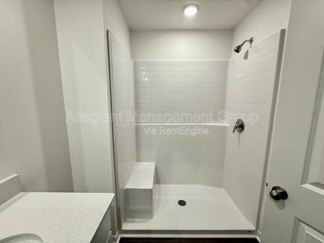 Building Photo - 313 Marquee Dr