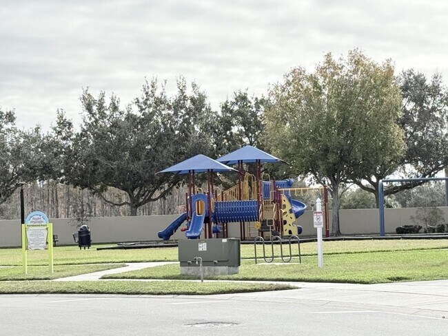 Building Photo - 2983 Ashland Ln S