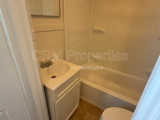 Building Photo - 4537 Fletcher Ave