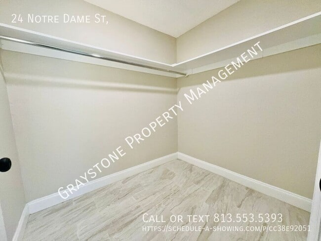 Building Photo - 24 Notre Dame St