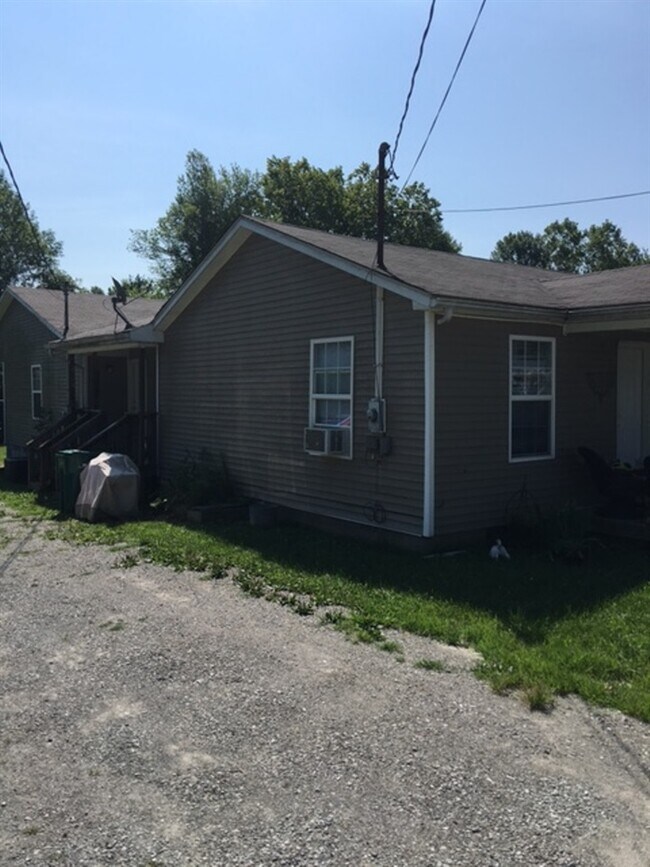 Building Photo - 4788 S Wilson Rd