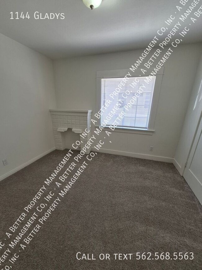 Building Photo - 1144 Gladys-