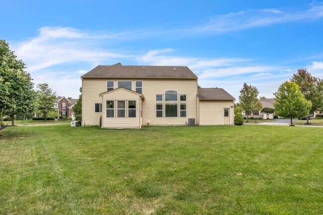 Building Photo - 8062 Millway Loop