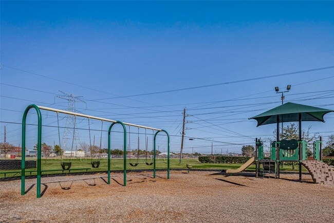 Building Photo - 21602 Park Downe Ln