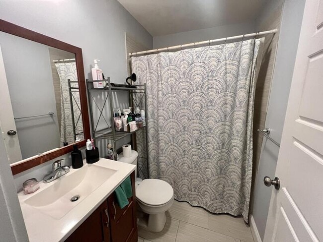 Building Photo - 41 Washburn St