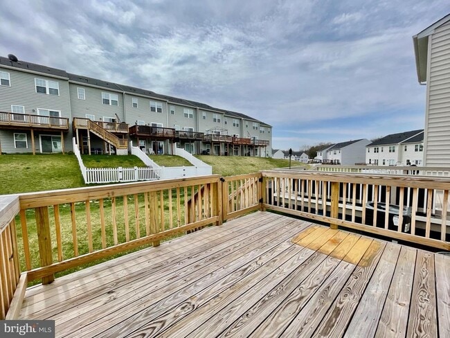 Building Photo - 30 Quebec Ct
