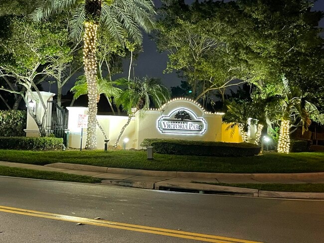Building Photo - 14750 SW 156th Ave