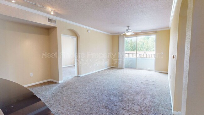 Building Photo - 8539 Gate Pkwy W