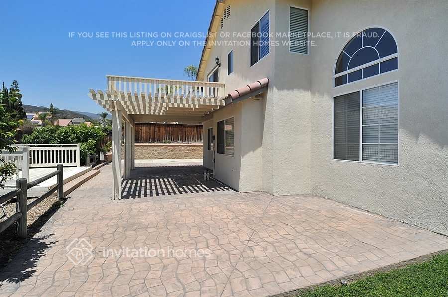 Building Photo - 15135 Mimosa Dr