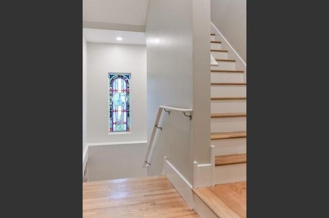 Building Photo - 204 Spencer Ave