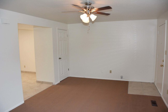 Building Photo - 1127 E 960 S