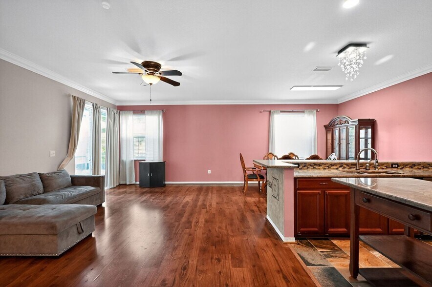 Building Photo - 6153 Everlasting Pl