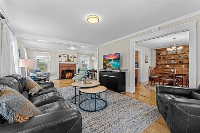 Building Photo - 6 Davis Way