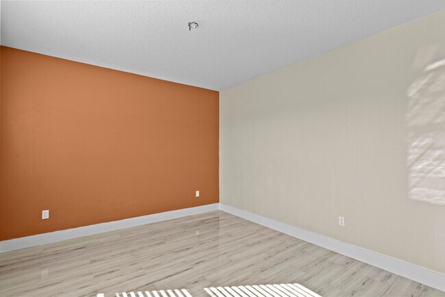 Building Photo - 6455 NW Castlebrook Ave