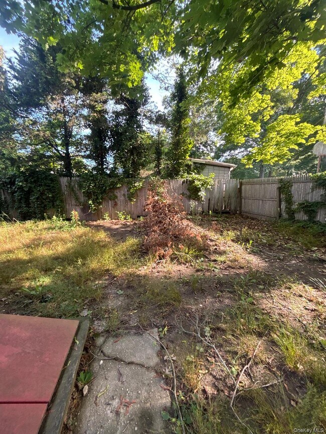 Building Photo - 141 Huguenot Dr