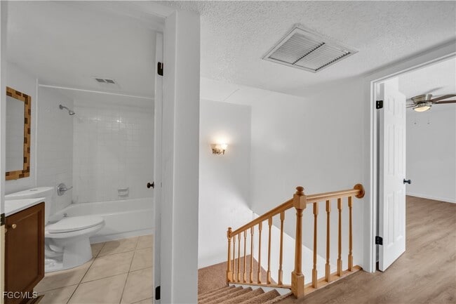 Building Photo - 1444 Park Shore Cir