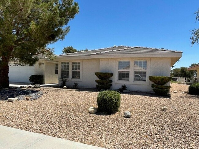 Building Photo - 27401 Lakeview Dr