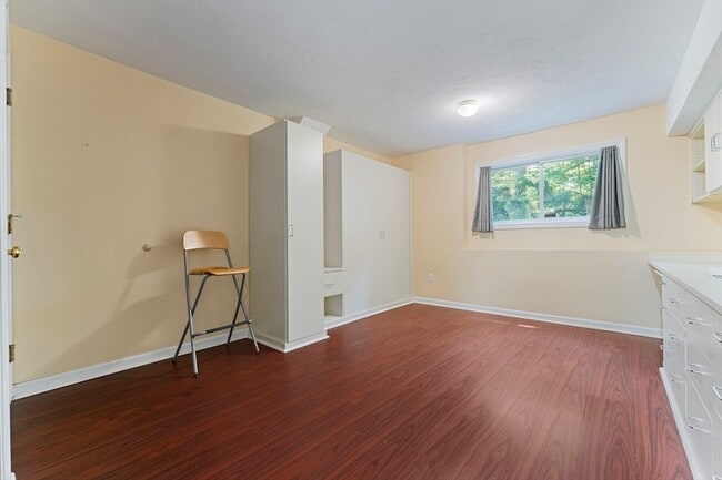 Building Photo - 22 Arrowhead Cir