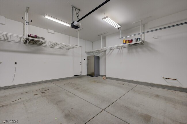 Building Photo - 6020 Langreo Ln