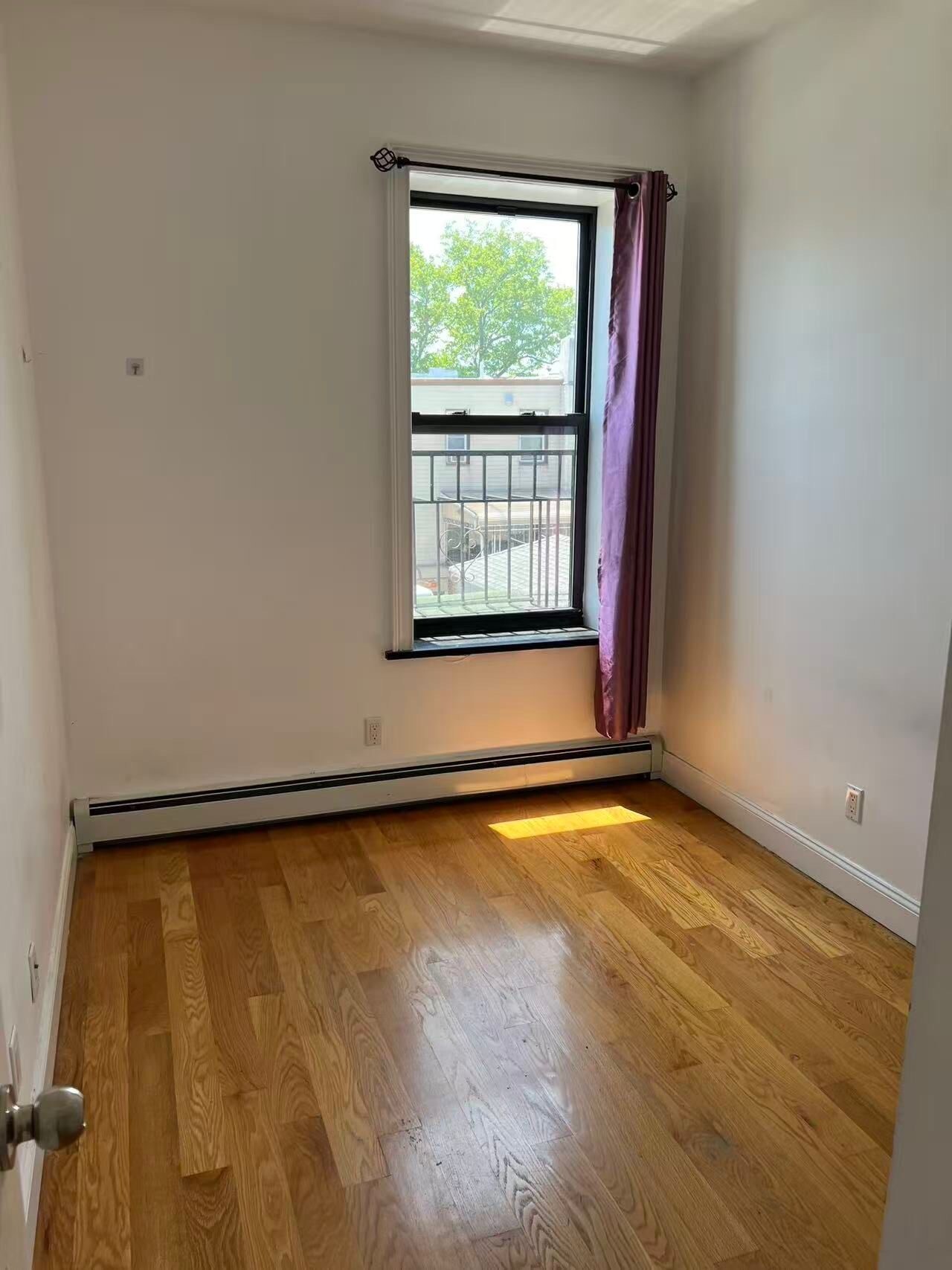 Building Photo - 1326 79th St