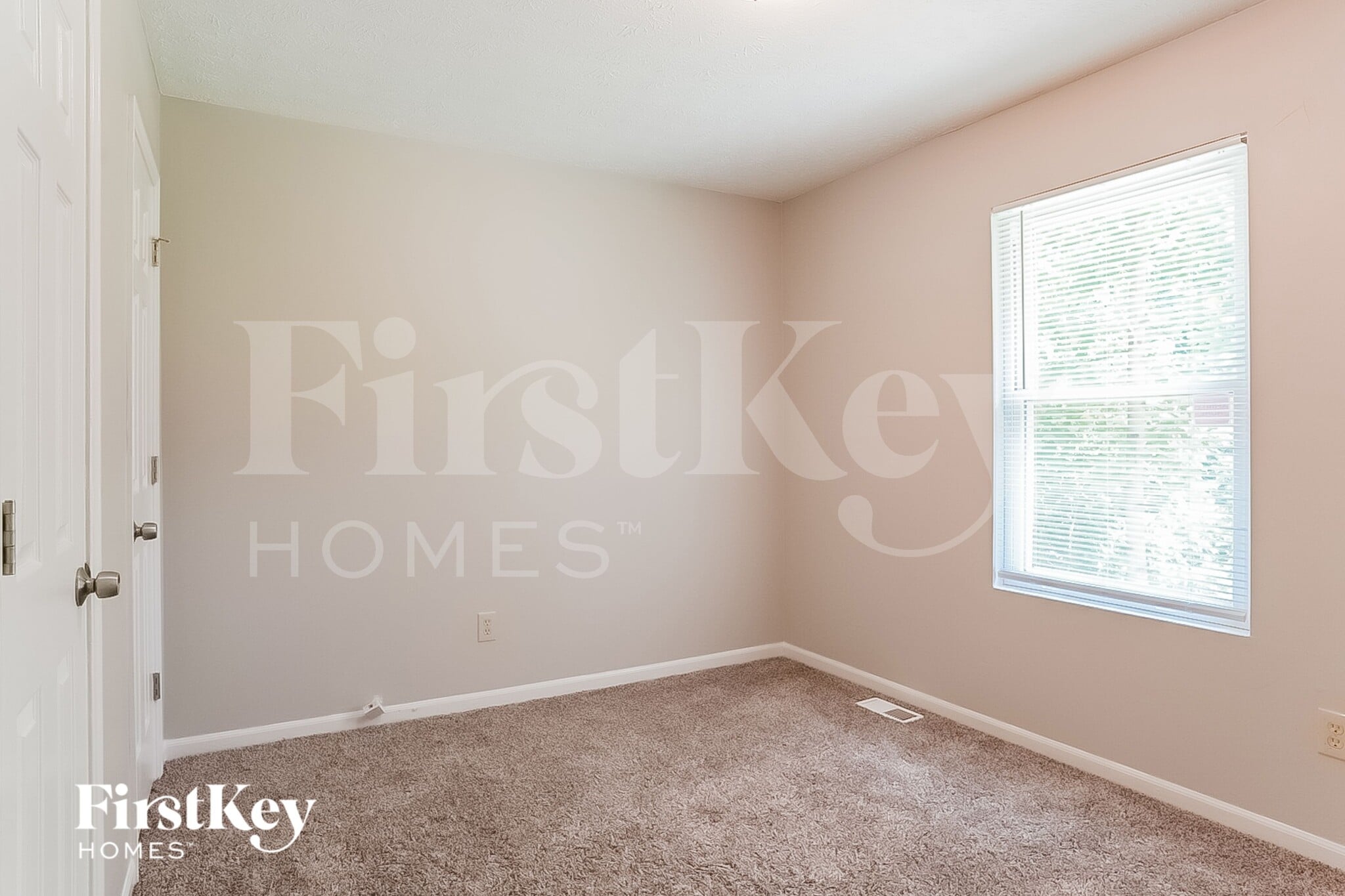 Building Photo - 4138 Chapel Hill Rd