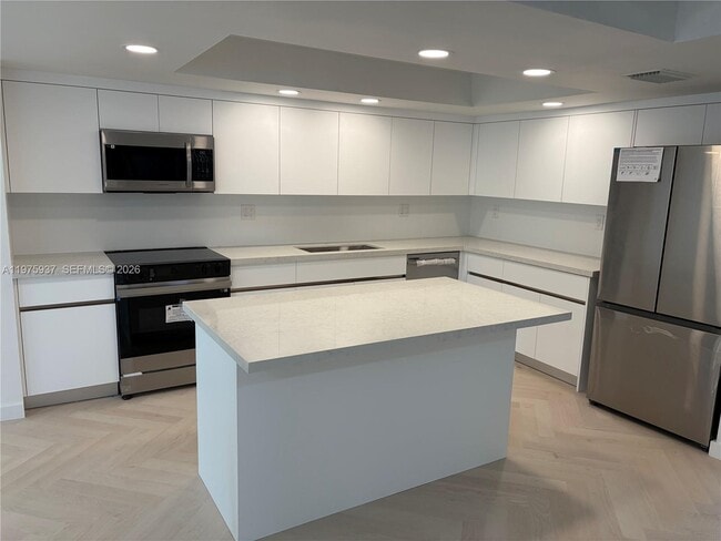 Building Photo - 6681 SW 71st Ln