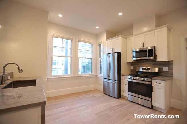 Building Photo - 306-308 Church St.