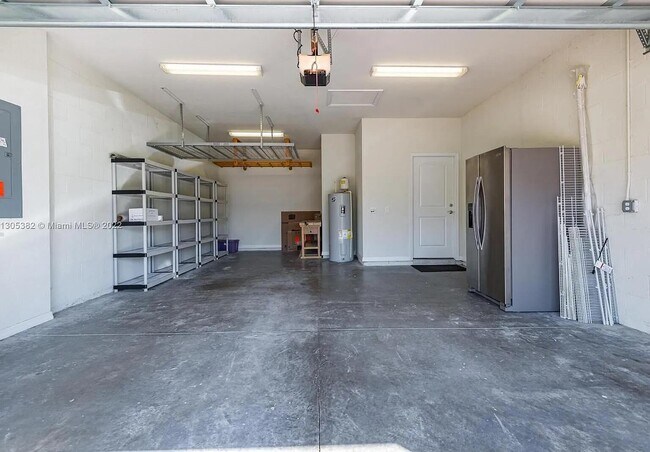 Building Photo - 8196 Hanoverian Dr