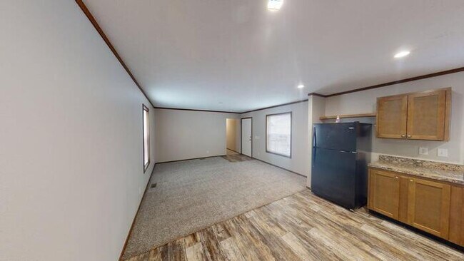 Building Photo - 120 Northwest Dr