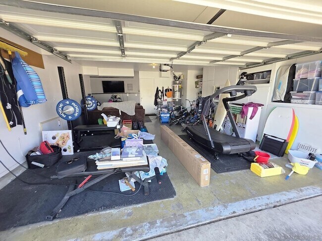 Building Photo - 341 Rolling Hills Ln