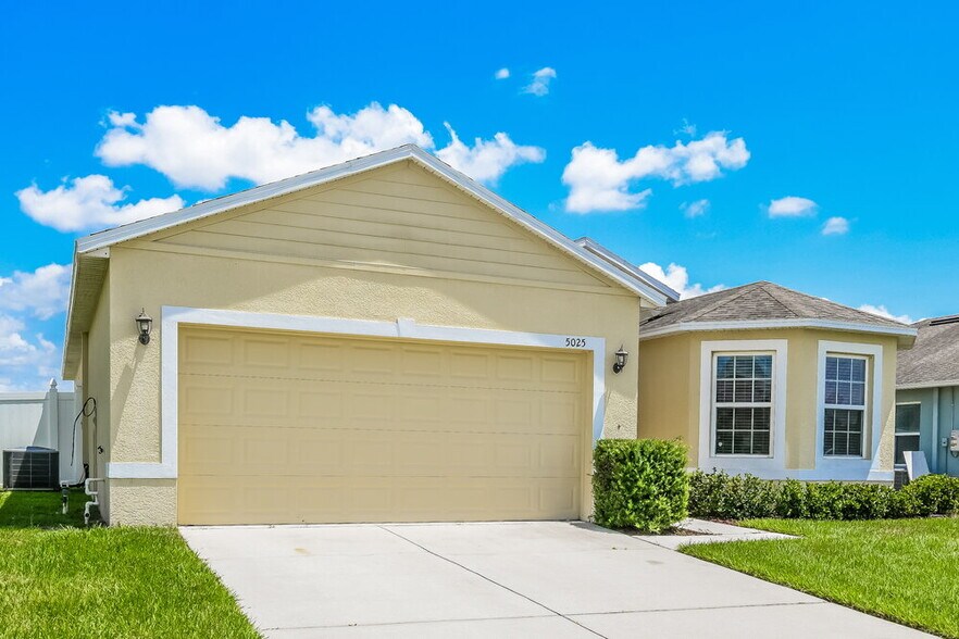 Building Photo - 5025 Brenton Manor Ave