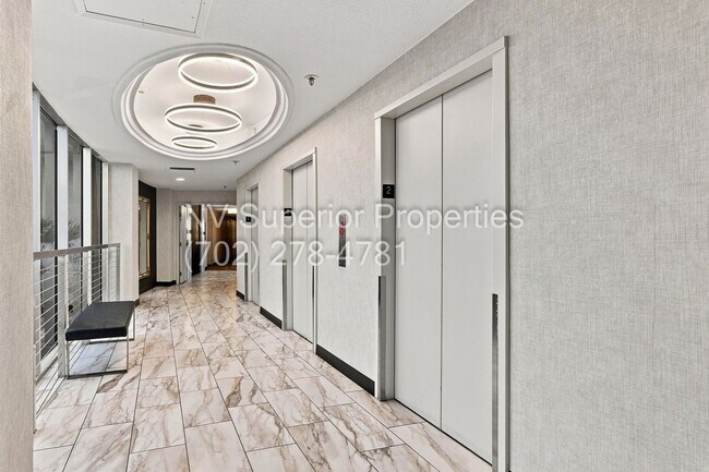 Building Photo - 3111 Bel Air Dr
