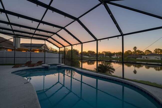 Building Photo - 1651 Hawkins Cove Dr W
