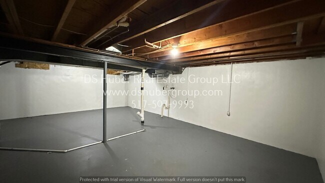 Building Photo - 909 Vincent Ct