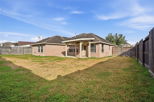 Building Photo - 5755 Lightstone Ln