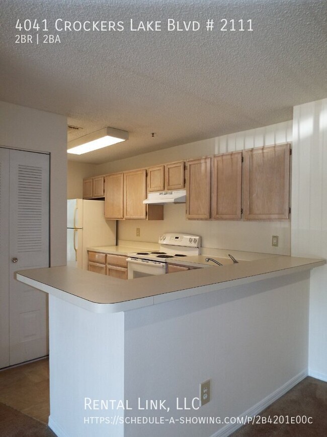 Building Photo - 4041 Crockers Lake Blvd
