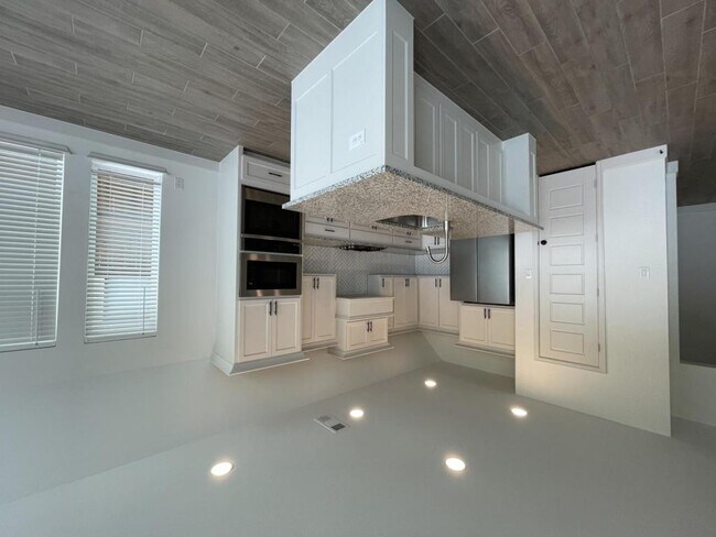 Building Photo - 1101 Briar Oak Ln