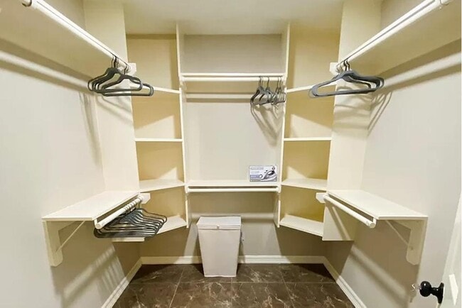 Building Photo - 183 Kleberg Ave