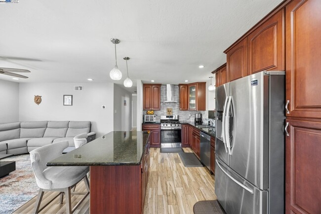 Building Photo - 19695 Bernal St