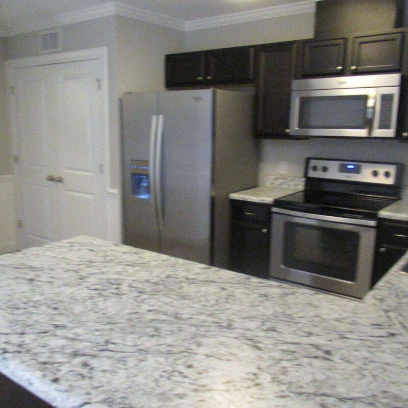 Building Photo - 124 Chandler Dr