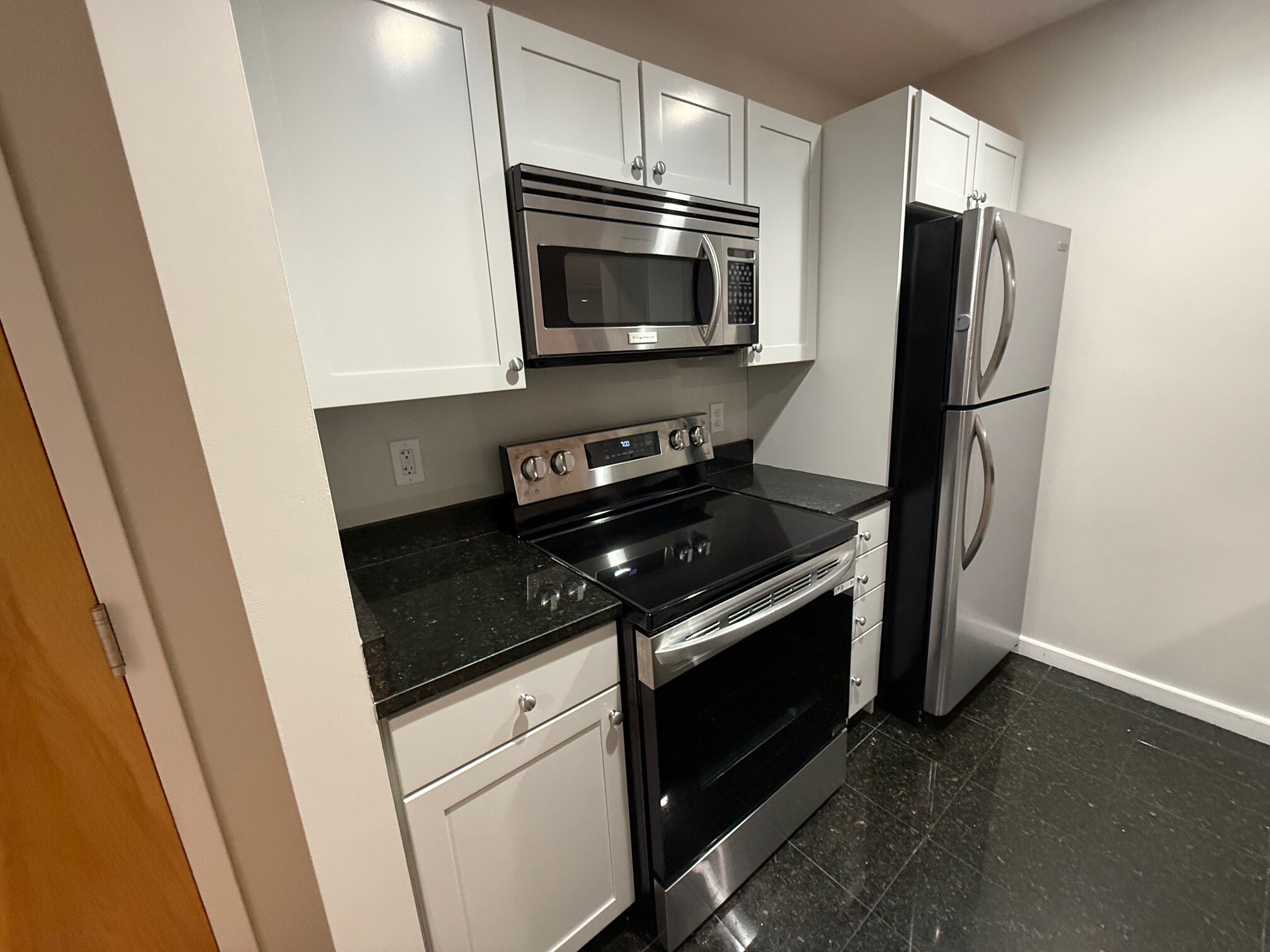 Building Photo - 1714 Washington St