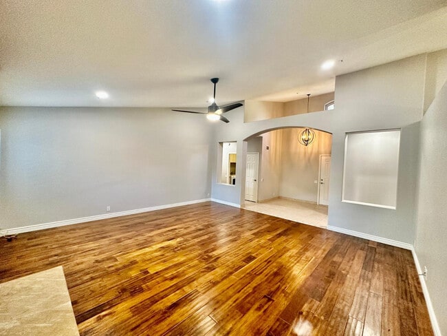 Building Photo - 9071 E Caribbean Ln