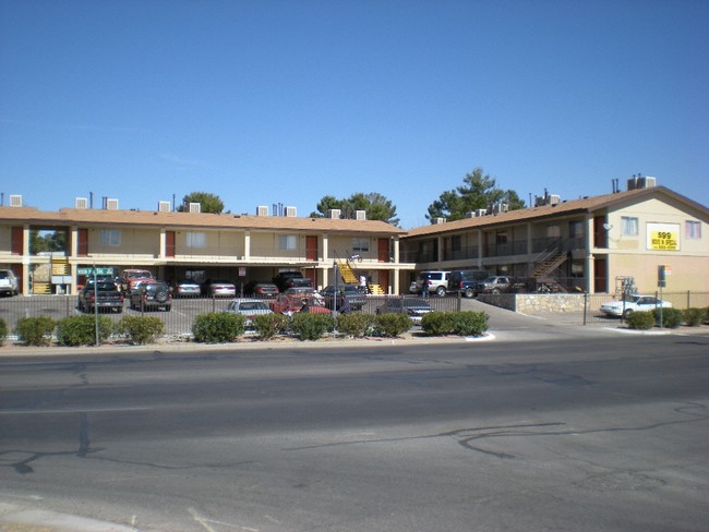 Building Photo - Vista Del Sol Apartments