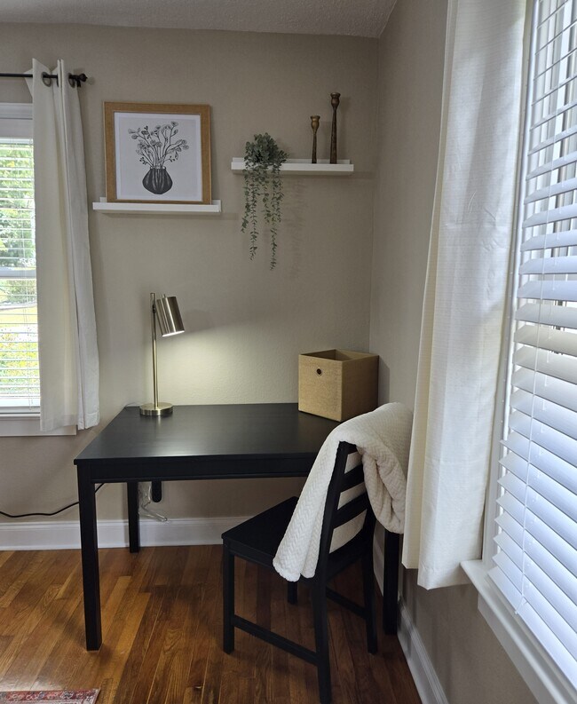 Building Photo - 487 Kentucky Ave