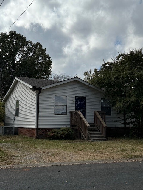 Primary Photo - Hermitage 2 bedroom Duplex