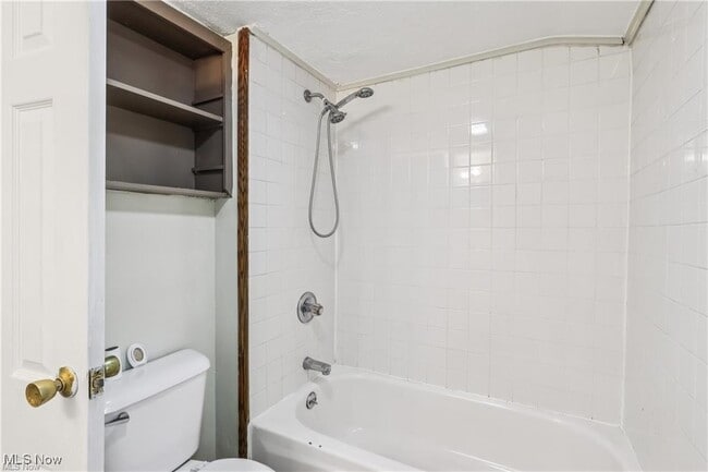 Building Photo - 1254 Welsh Ave