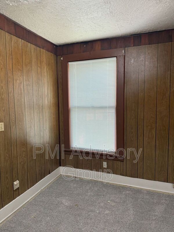 Building Photo - 1018 SW 22nd St