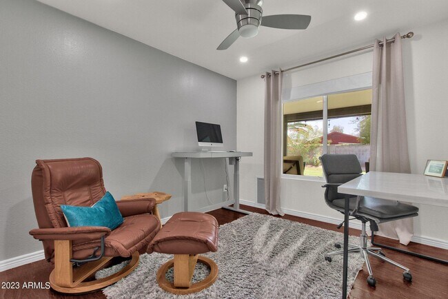 Building Photo - 6867 E Phelps Rd